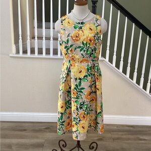 New York & Com Floral Sleeveless Dress with Yellow Roses